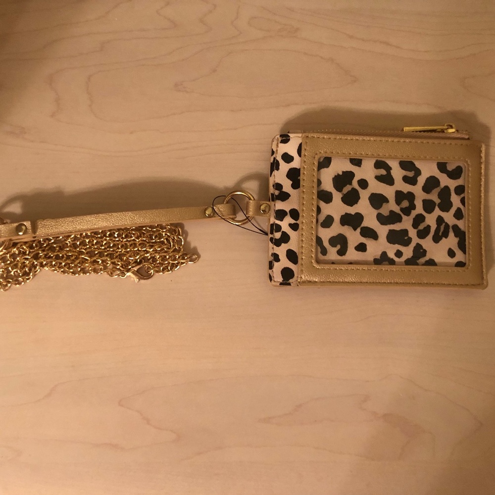 New Chico’s Champagne Gold Leopard ID Case w/ Outer Zipper & necklace Chain